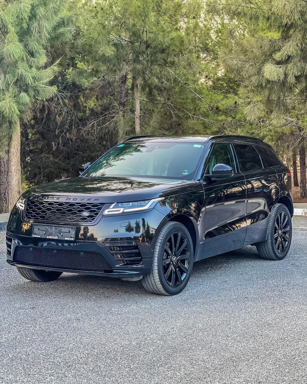 2020 Model Range Rover Velar R Dynamic Full