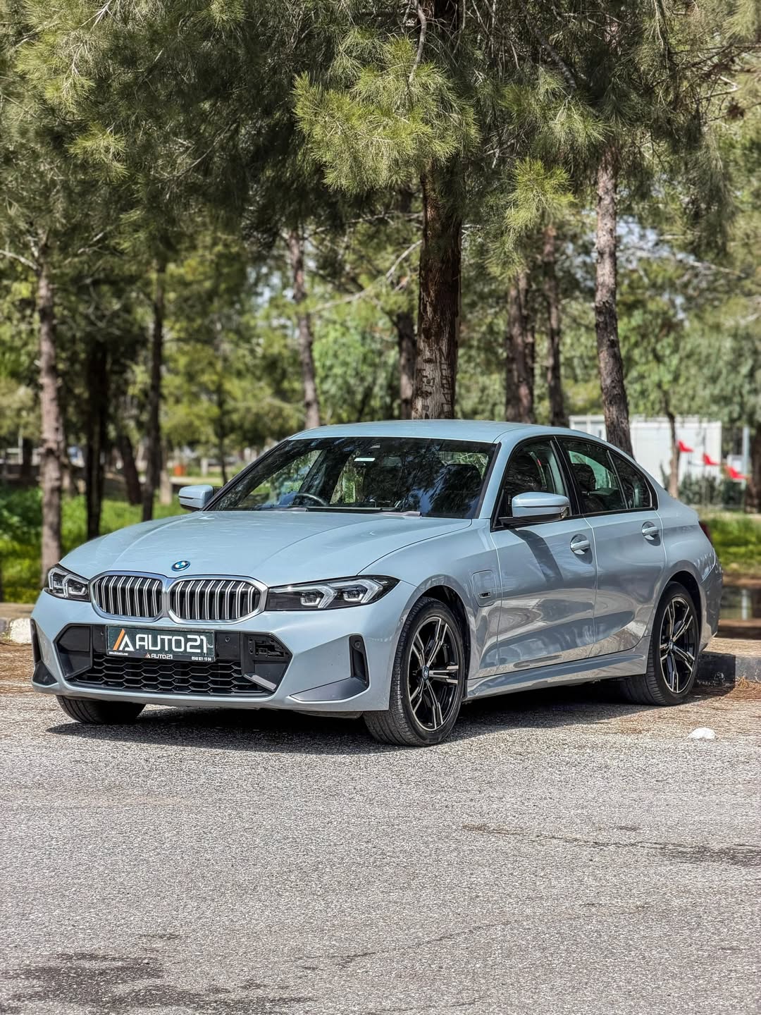 2024 Model BMW 330E M Sport